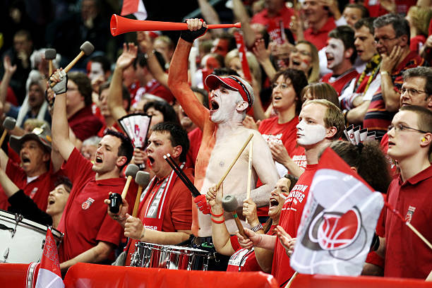 是赞不绝口 是赞不绝口